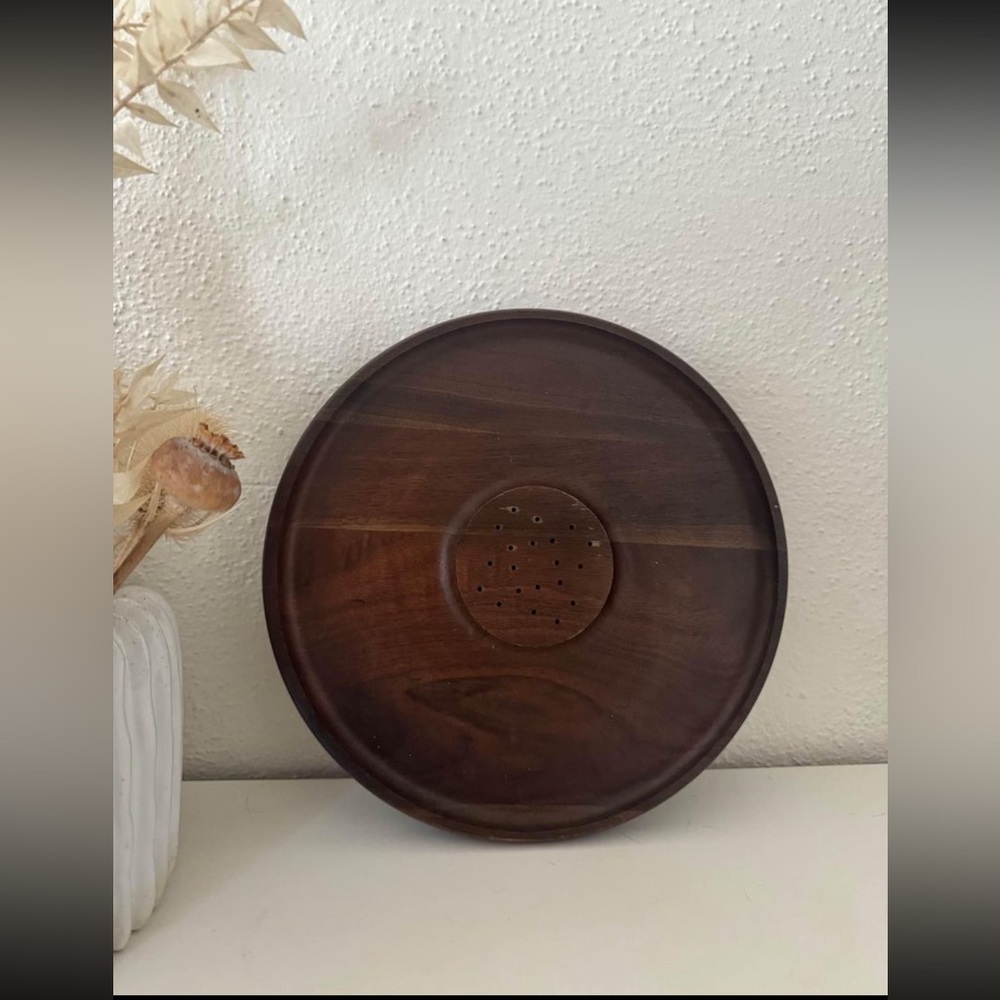 Vermillion Walnut Hor d'oeuvres appetizer Serving Tray VTG MCM 10” diameter